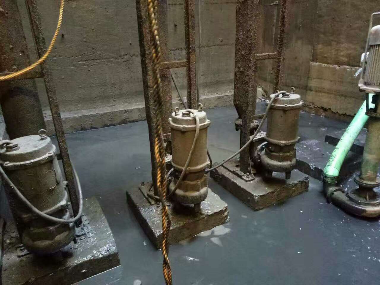 任县污水池清理